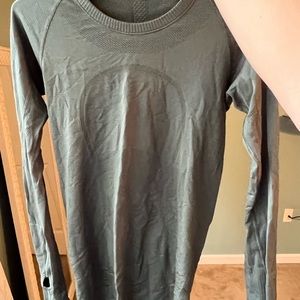 lulu long sleeve